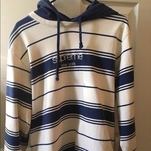 Supreme Hoodie